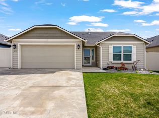 6052 W Airhorn Ave, Rathdrum, ID 83858