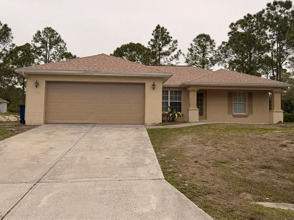 208 Homewood Ave S, Lehigh Acres, FL 33974