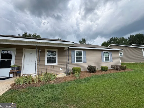 1701 Claxton Dairy Rd #B2, Dublin, GA 31021