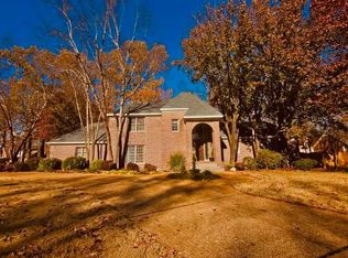 108 Chase Dr, Muscle Shoals, AL 35661