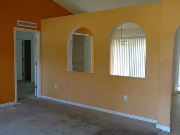 2nd image of 806 Del Prado Dr