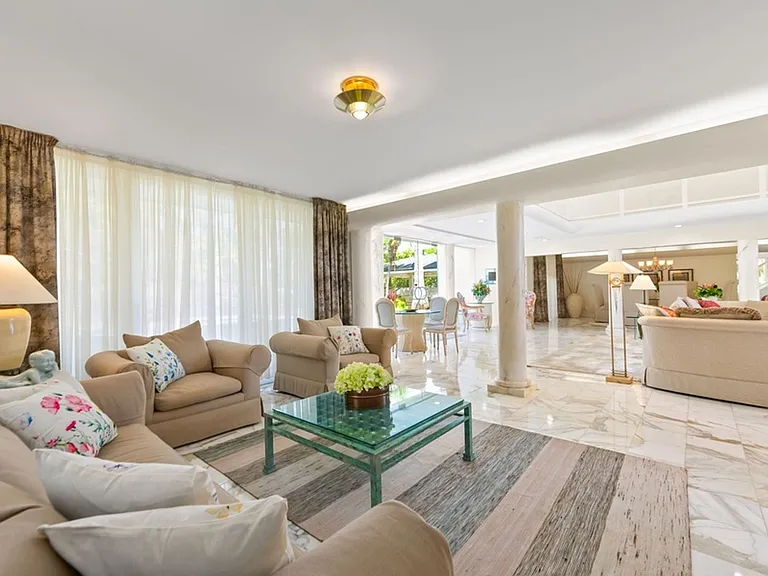 4818 Kahala Ave — Photo 40
