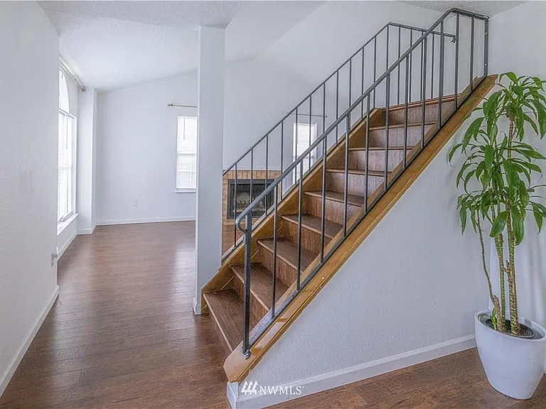 5317 S 300th Pl — Photo 12