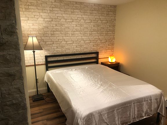 3rd image of 2600 Colfax Ave S APT 1