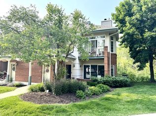18920 Toldt Woods Dr UNIT 10, Brookfield, WI 53045