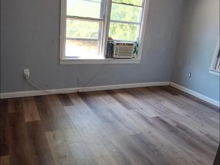 708 SE 13th St — Photo 5