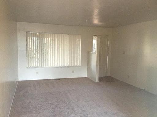 3rd image of 207 Bailhache Ave