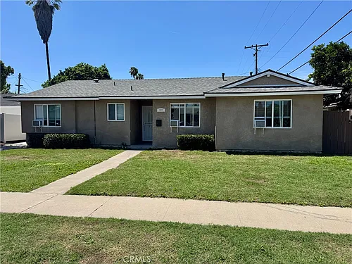 1211 N Siesta St Photo 1