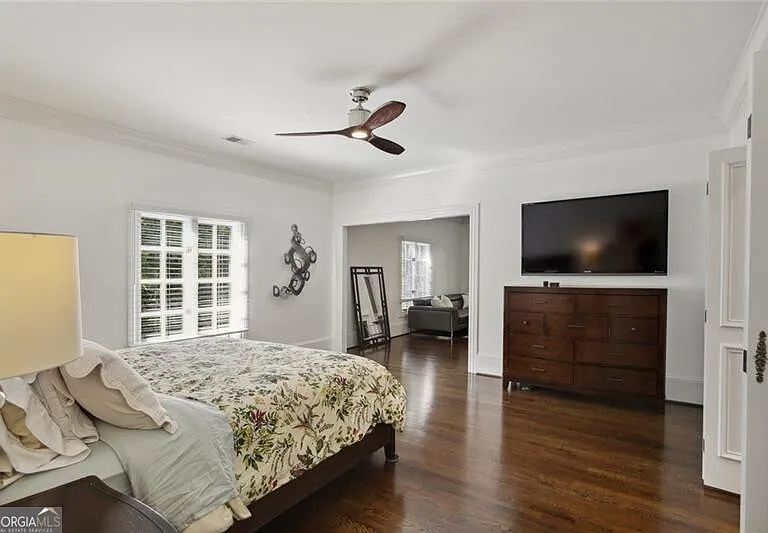 2760 Carmon On Wesley NW — Photo 15