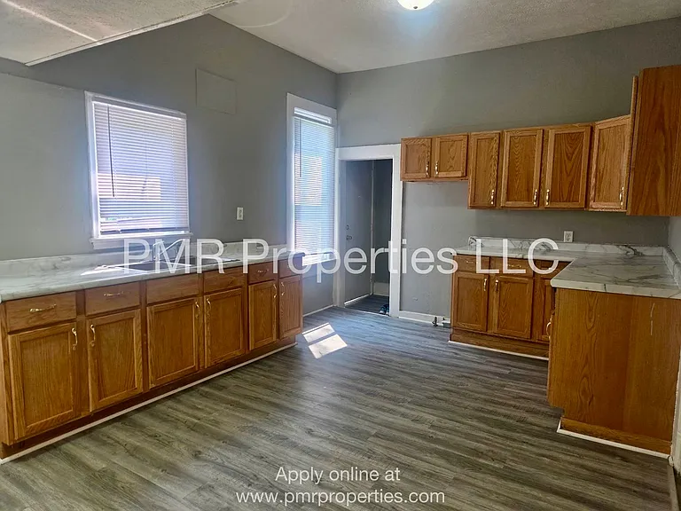 4207 Browne St — Photo 2