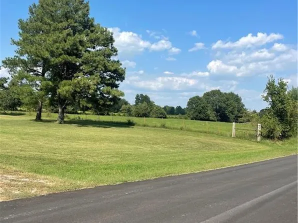 106? E 520th Ave, Pittsburg, KS 66762