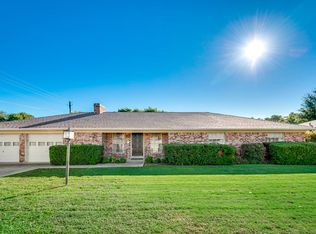 2801 Fox Hill Dr, Arlington, TX 76015