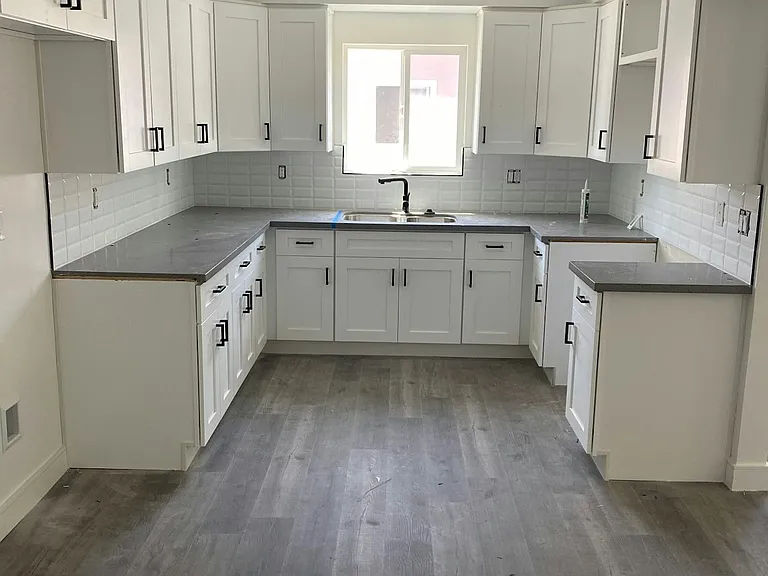 150 N Roberto Ave #146 — Photo 8