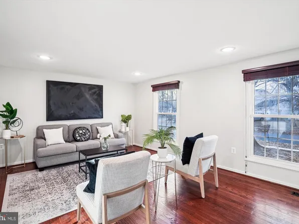 8414 Clay Dr, Fort Washington, MD 20744