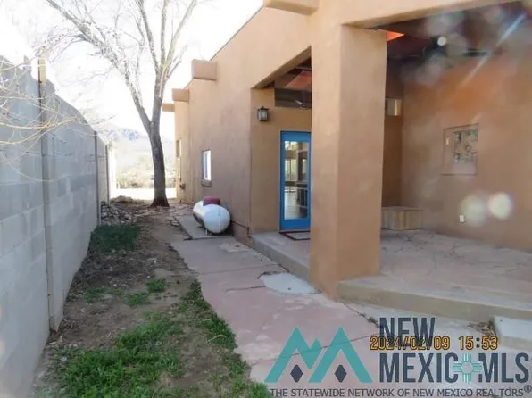328 W Riverside Dr, Truth Or Consequences, NM 87901