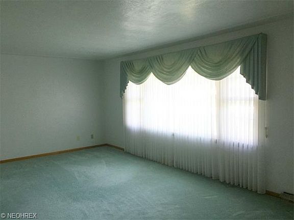2nd image of 449 Sunrise Dr