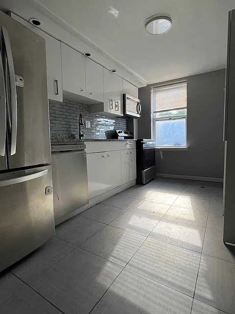 Building Photo - 1501 S 5th St #3F