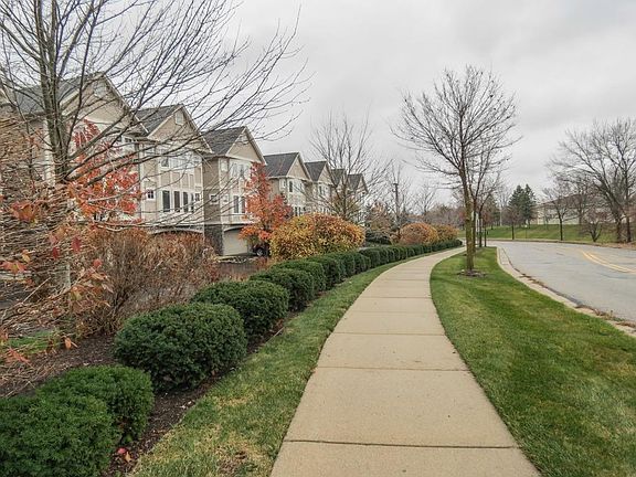 4th image of 255 Old Creek Dr