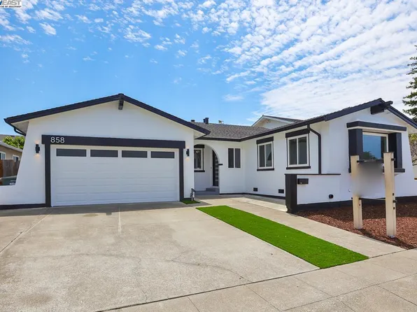 858 Gull Ave, Foster City, CA 94404