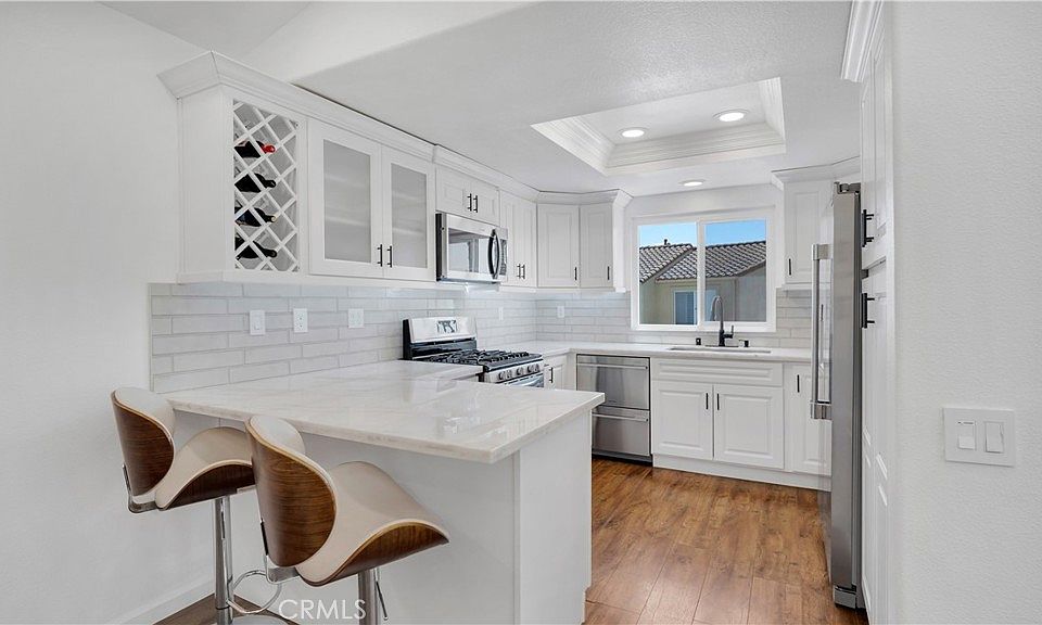 1st image of 35 Fleurance St