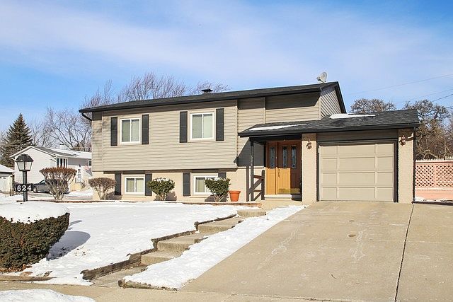 1st image of 624 Nolan Ave