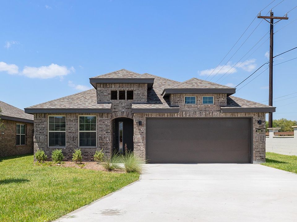 1st image of 2086 Retama St