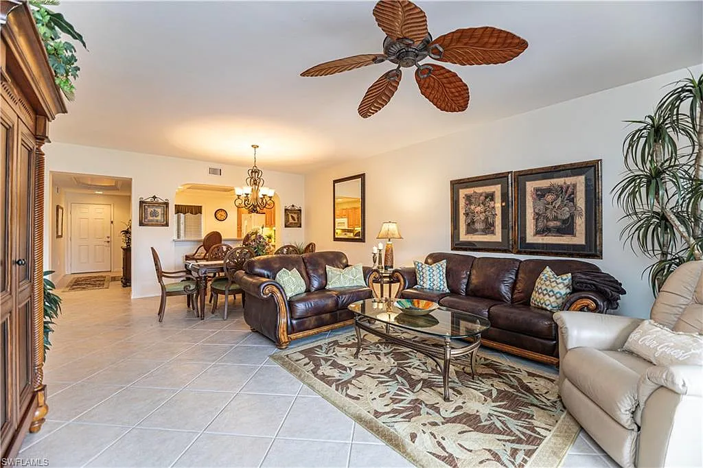 2 bed, 2.0 bath, 1363 sqft, $4,500 — Photo 4