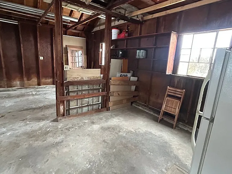 220 Ridge Ave — Photo 31