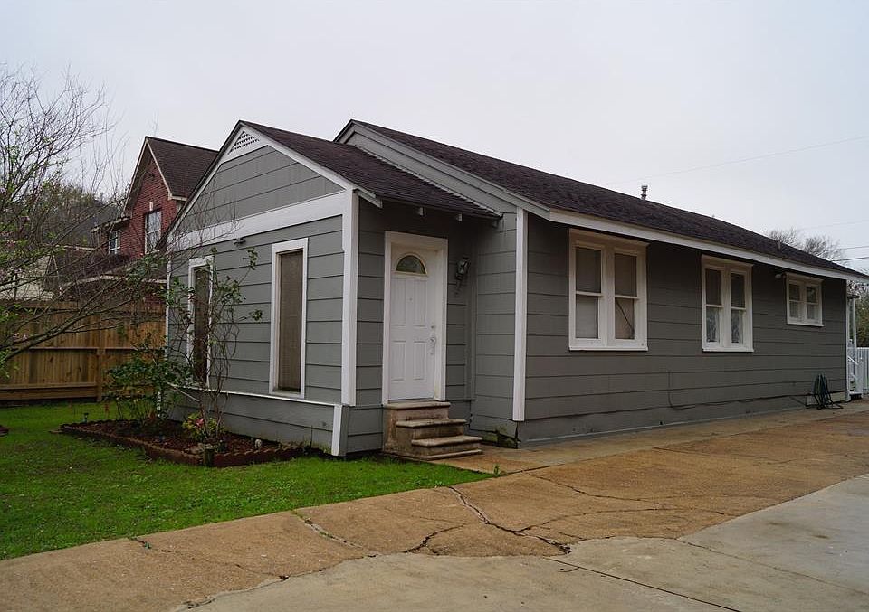 1st image of 8410 Tavenor Ln