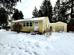 108 Kristin Rd, Syracuse, NY 13212