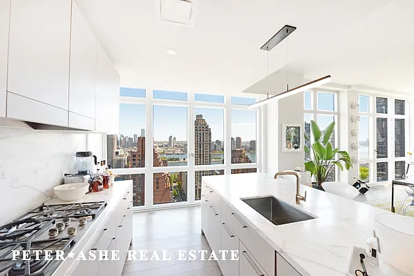 Rented by Peter Ashe | media 2