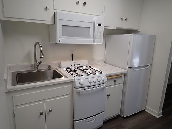 5th image of 314 W Canon Perdido St APT 3