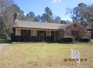12432 Red Fox Dr, Gulfport, MS 39503