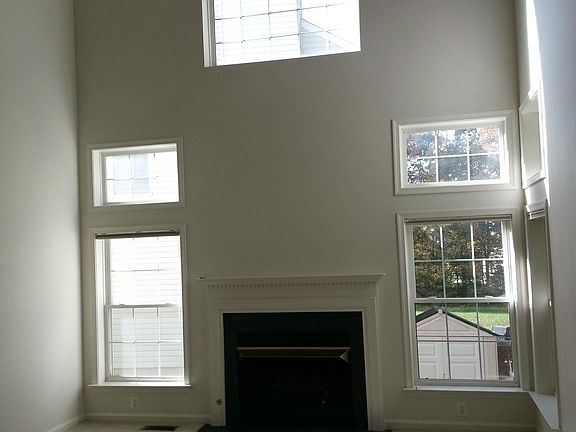 3rd image of 47487 Saulty Dr