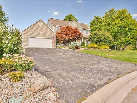 2nd image of 7868 Camerra Way