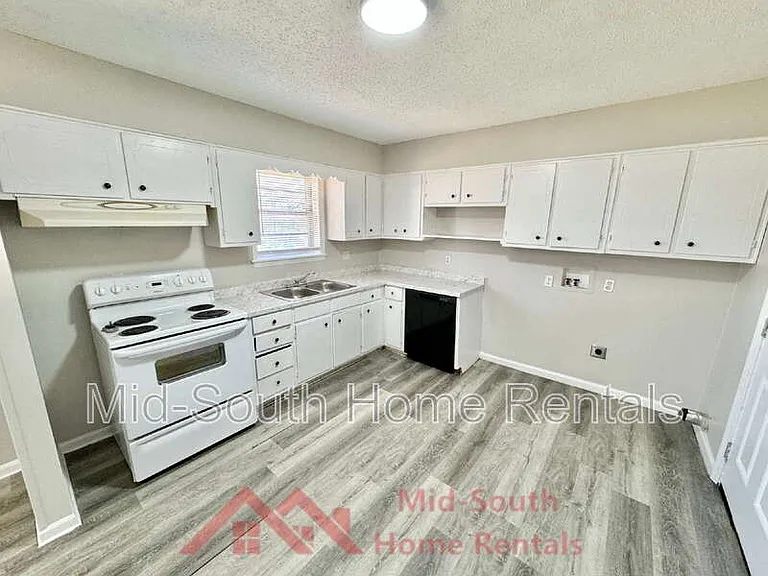 4166 Hobson Rd — Photo 8