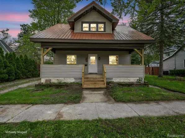 426 S East St, Morenci, MI 49256