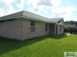 12 E Beaver Ln, Midway, GA 31320