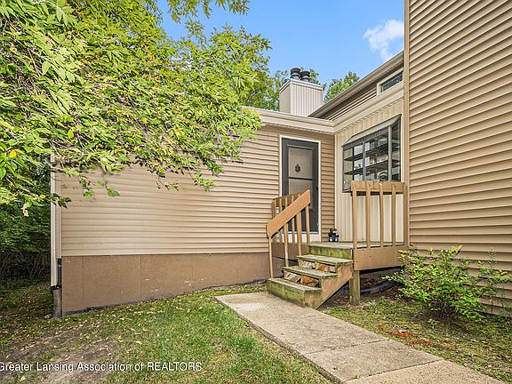 4th image of 5636 Deville Ct