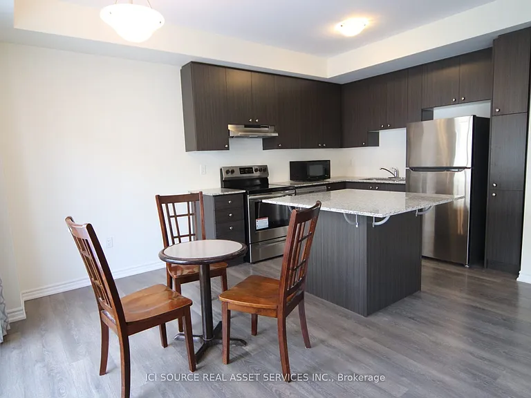 250 Lagerfeld Dr #16 — Photo 4