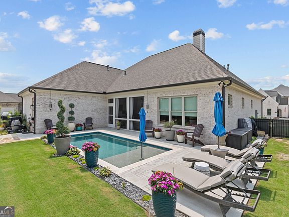 3rd image of 2346 Rock Maple Dr