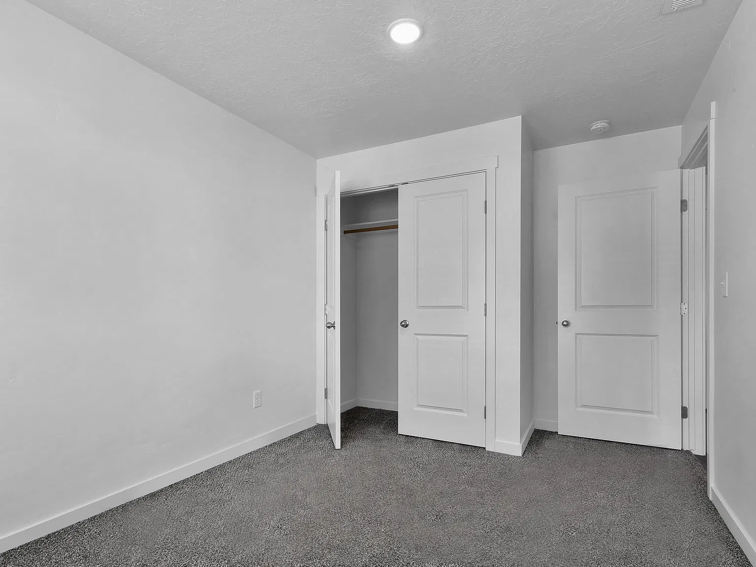 2 bed, 840 sqft, $1,750 — Photo 4