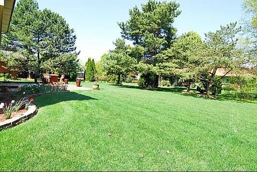 2nd image of 506 Forest Mews Dr