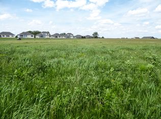 180 Augusta Ln, Waverly, IA 50677