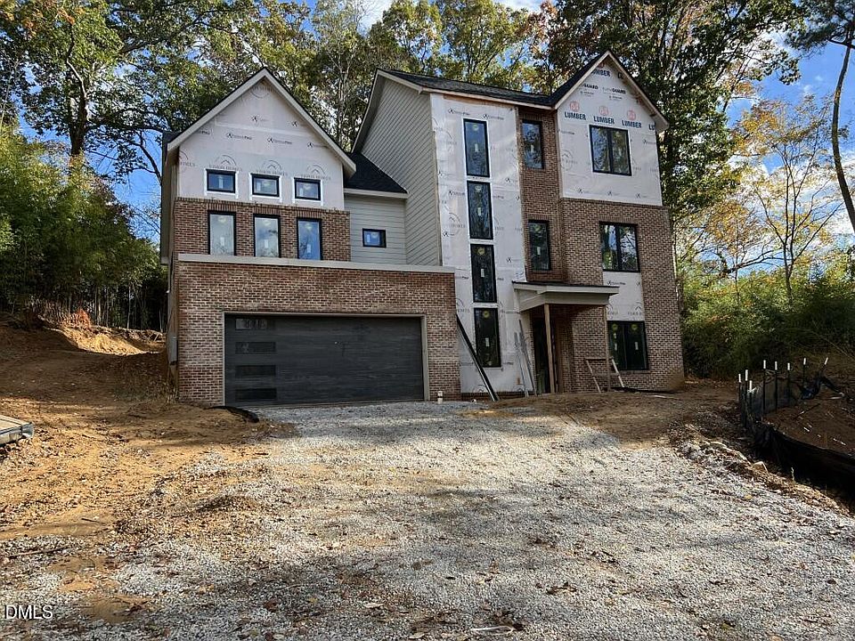 1st image of 1001 Phoenix Pl