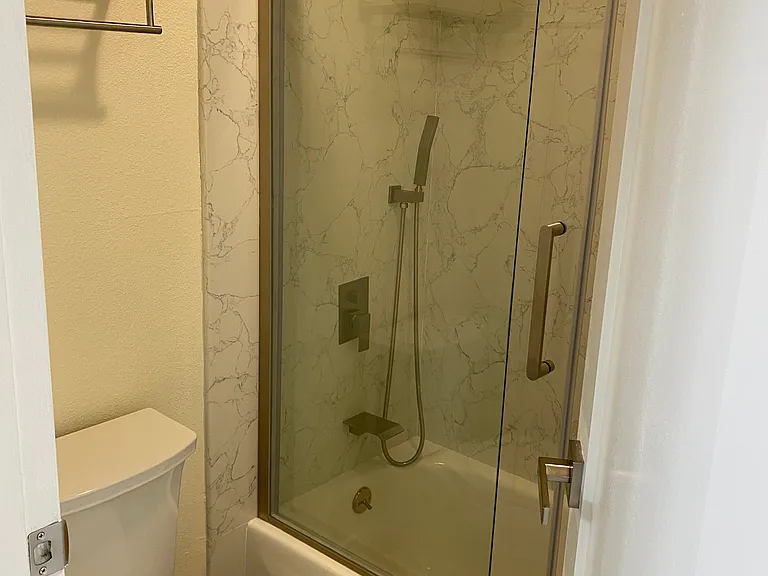 Mandarin Dr — Photo 63
