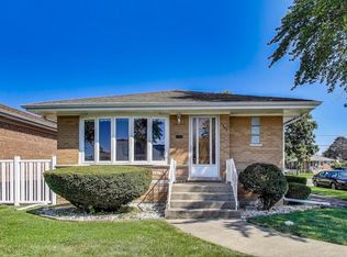 7502 W Strong St, Harwood Heights, IL 60706