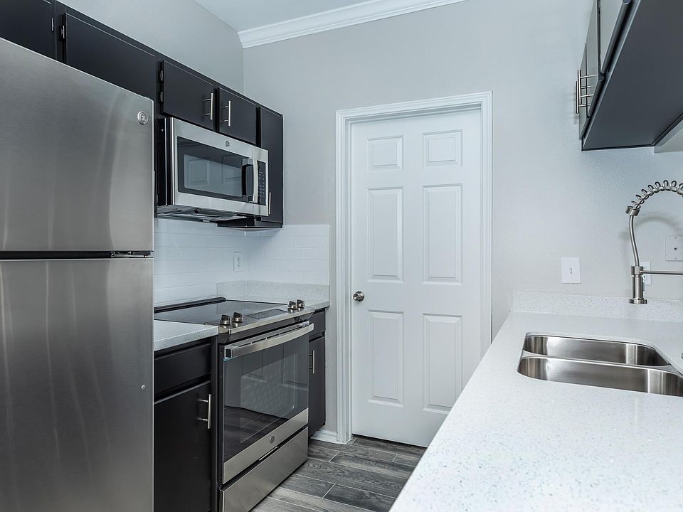 1st image of 14723 W Oaks Plaza St #C84d26af6