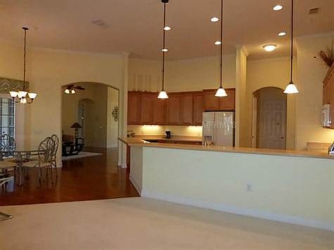 4th image of 531 Santavita Pl