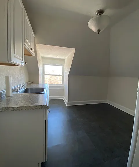 1129 N Euclid Ave #3 — Photo 3
